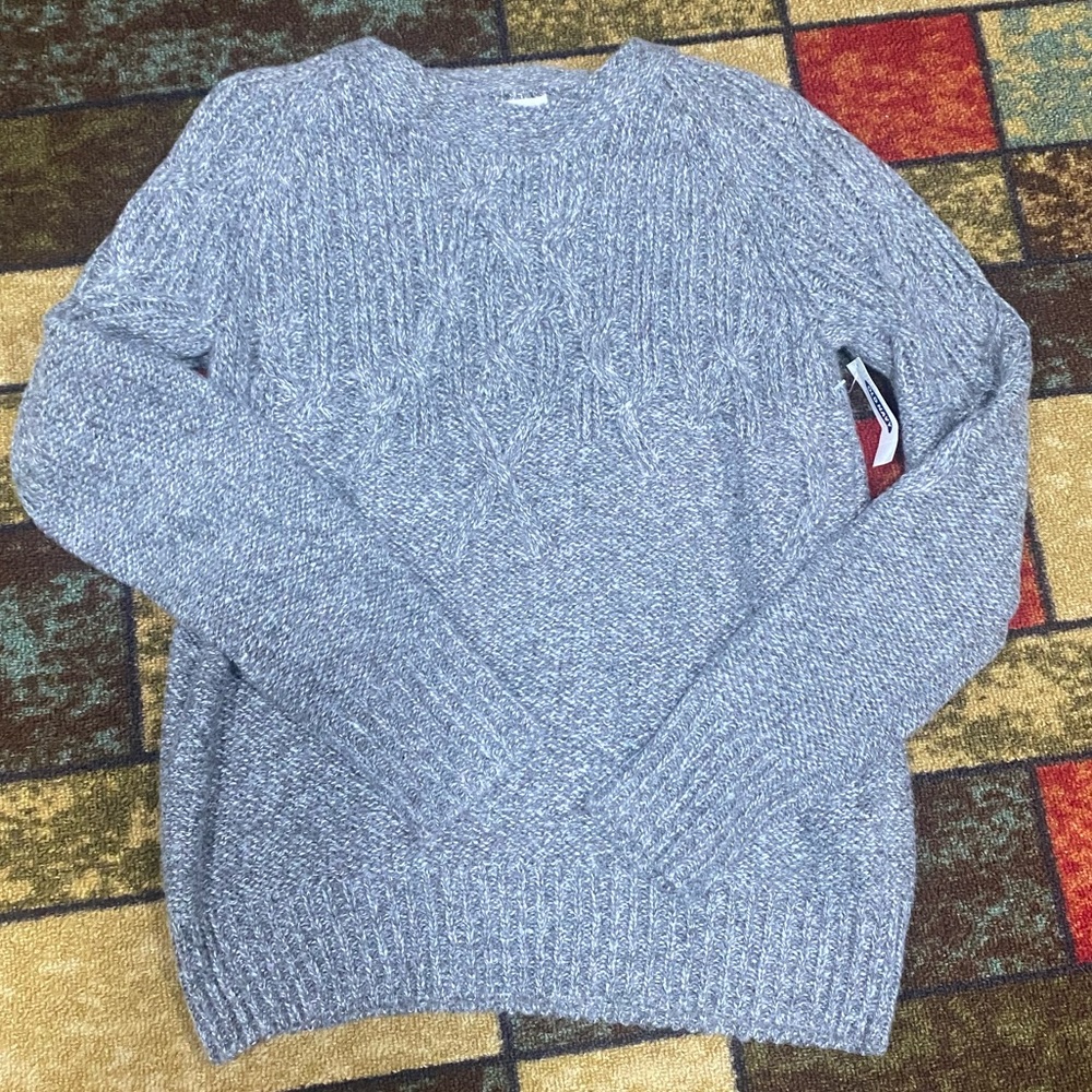 Gray old navy sweater